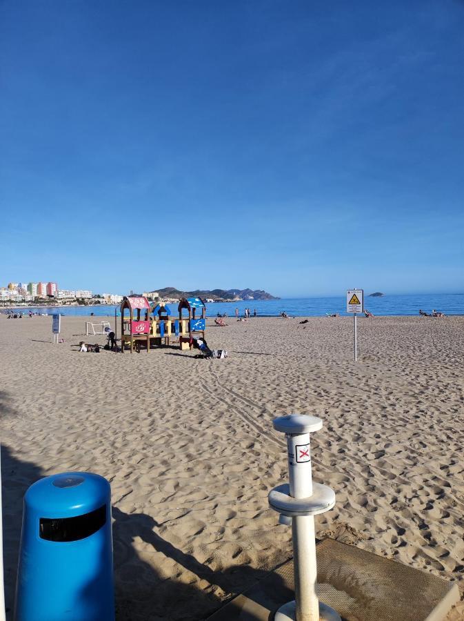 Primera Linea De Mar Con Piscina, Gimnasio Y Parking 2 Hab Y 2 Banos Villajoyosa Exterior photo