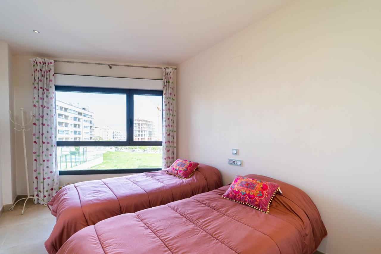 Primera Linea De Mar Con Piscina, Gimnasio Y Parking 2 Hab Y 2 Banos Villajoyosa Exterior photo