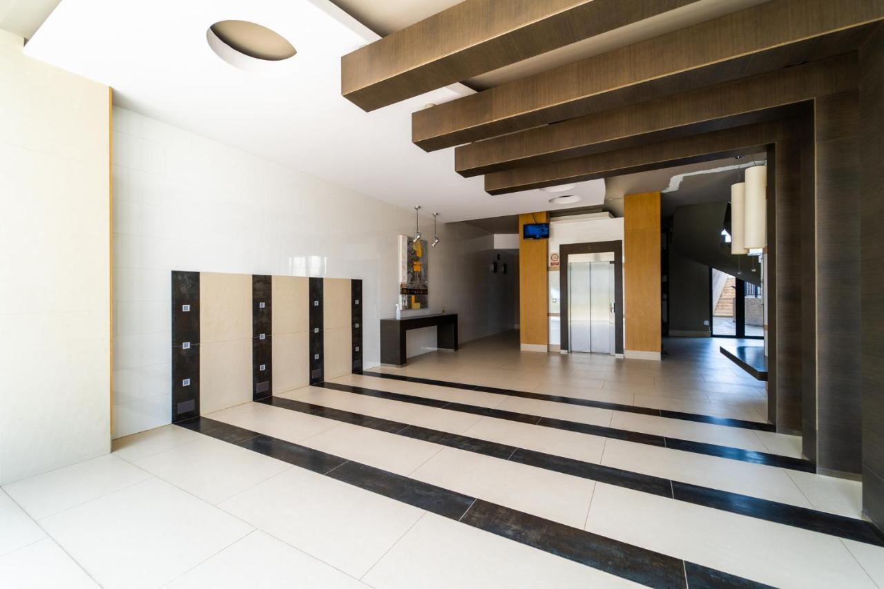 Primera Linea De Mar Con Piscina, Gimnasio Y Parking 2 Hab Y 2 Banos Villajoyosa Exterior photo