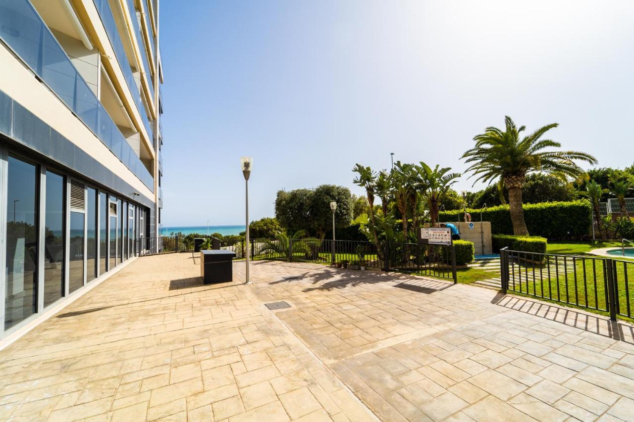 Primera Linea De Mar Con Piscina, Gimnasio Y Parking 2 Hab Y 2 Banos Villajoyosa Exterior photo